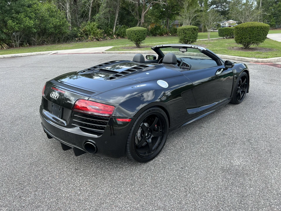 2014 Audi 42 R8 - Image 11 of 31