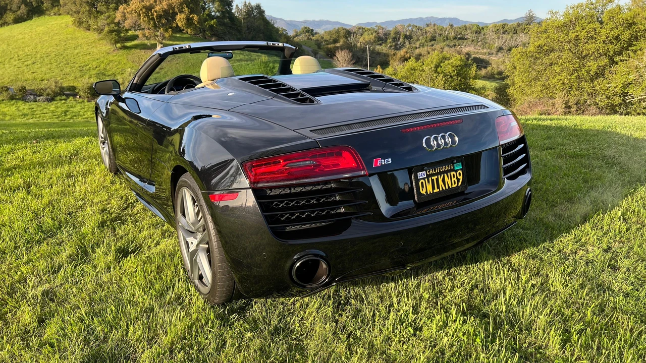 2014 Audi 42 R8 - Image 23 of 31