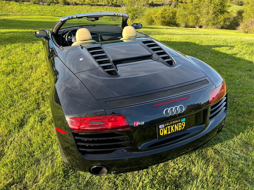 2014 Audi 42 R8 - Image 24 of 31