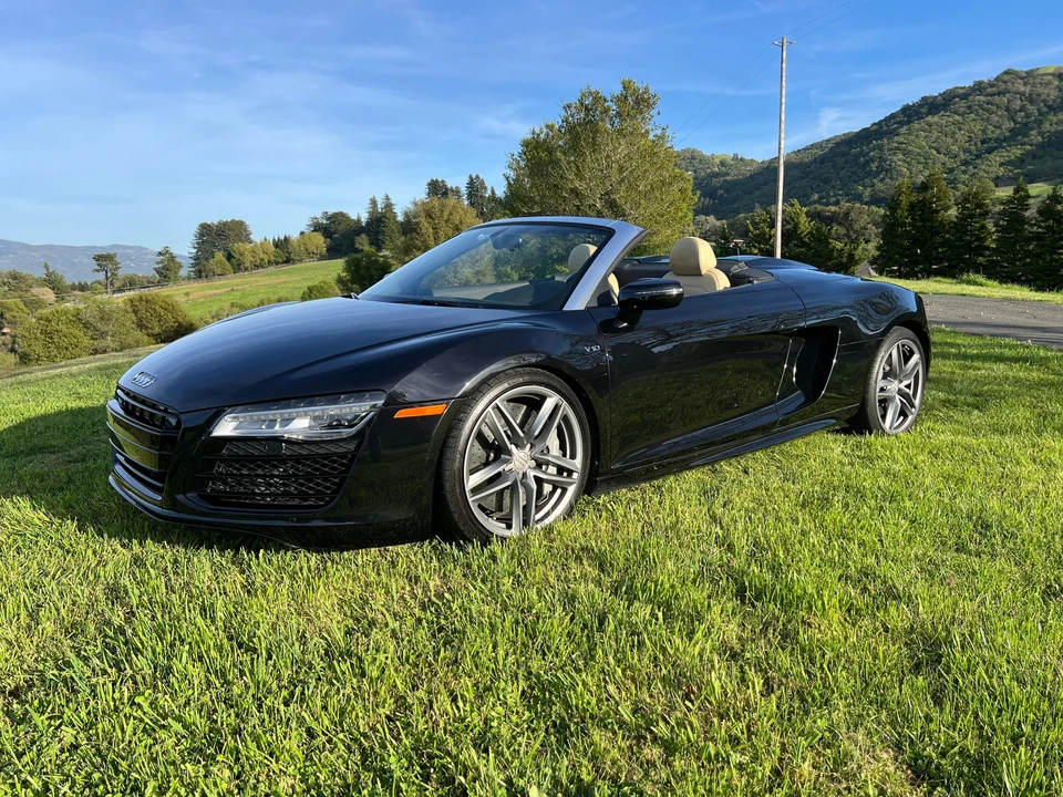 2014 Audi 42 R8 - Image 13 of 31