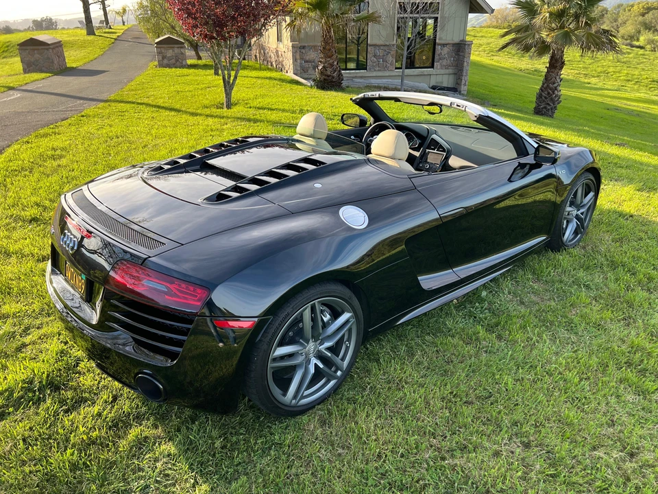 2014 Audi 42 R8 - Image 30 of 31