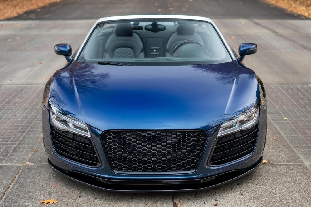 2014 Audi 42 R8 - Image 2 of 31