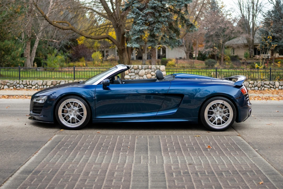 2014 Audi 42 R8 - Image 6 of 31