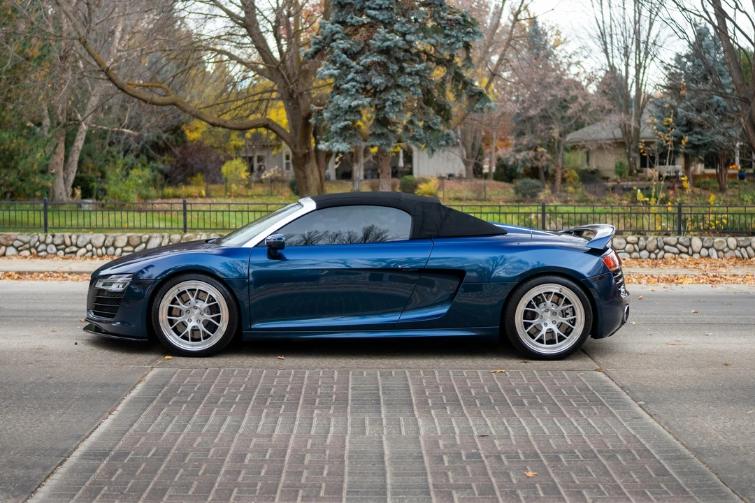 2014 Audi 42 R8 - Image 28 of 31