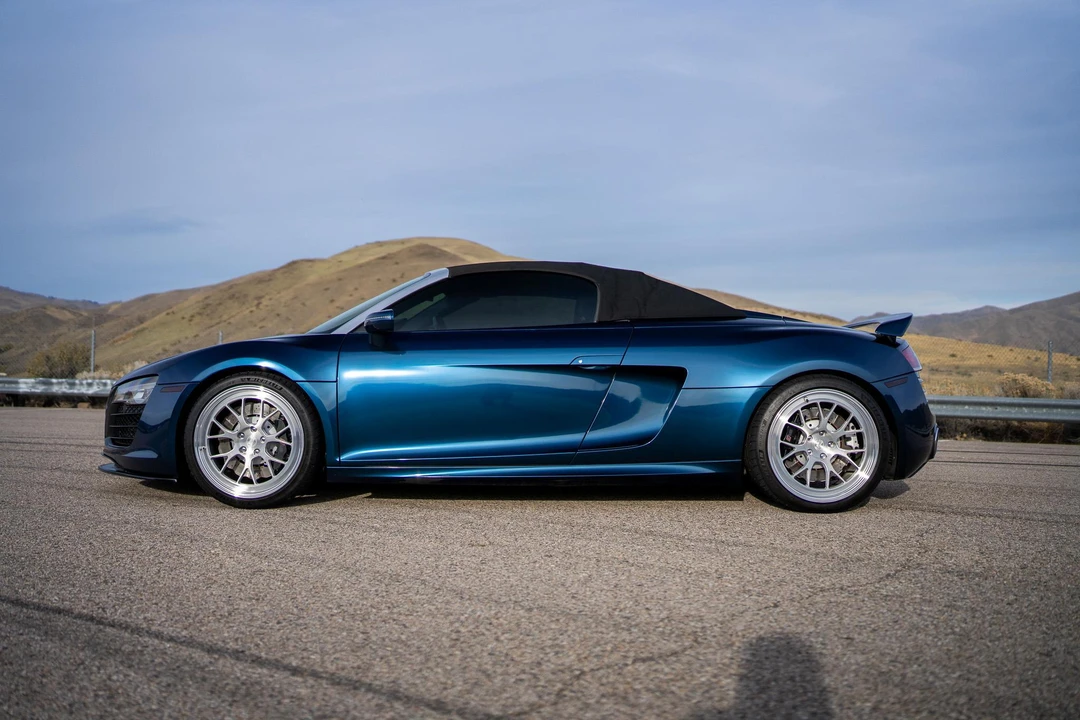 2014 Audi 42 R8 - Image 20 of 31