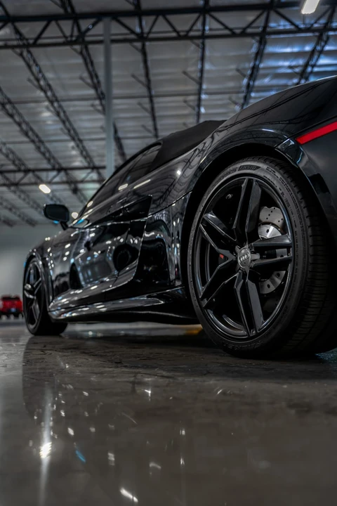 2014 Audi 42 R8 - Image 8 of 19