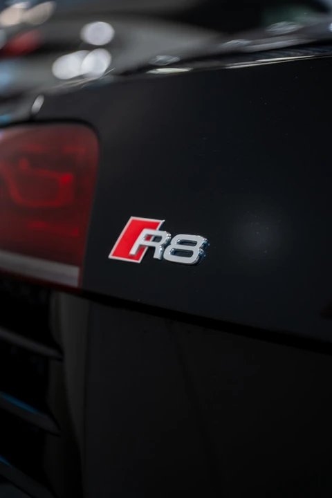 2014 Audi 42 R8 - Image 6 of 19