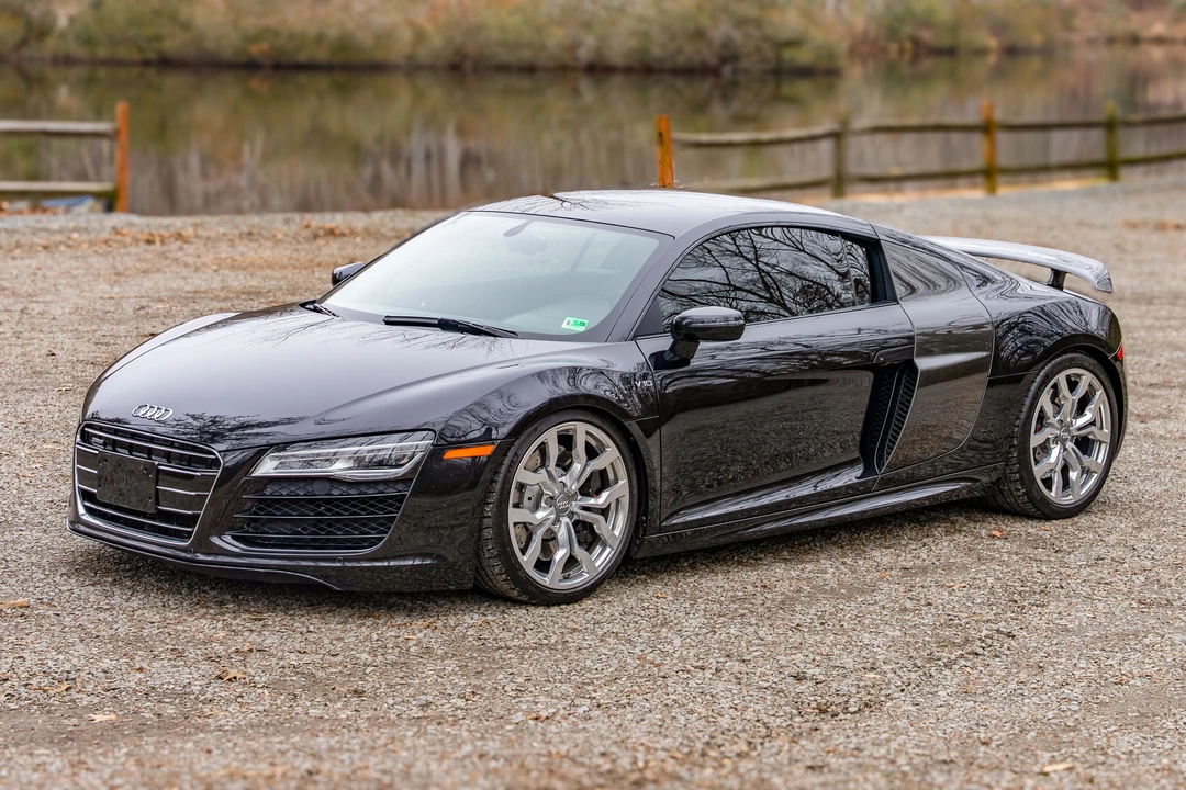 2014 Audi 42 R8 - Image 2 of 9