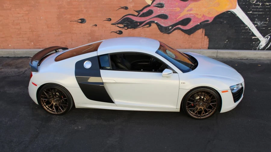 2014 Audi 42 R8 - Image 8 of 31