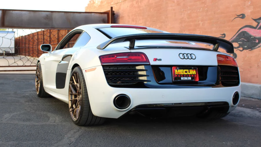 2014 Audi 42 R8 - Image 15 of 31