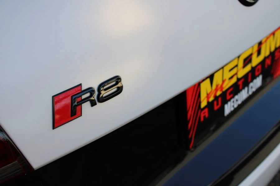 2014 Audi 42 R8 - Image 21 of 31