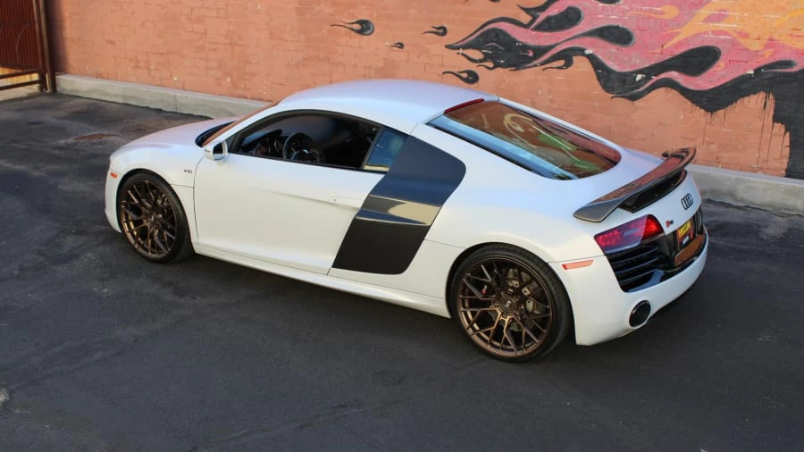 2014 Audi 42 R8 - Image 17 of 31