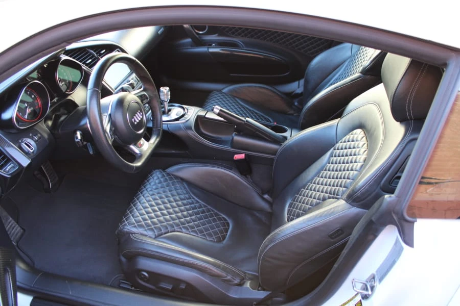 2014 Audi 42 R8 - Image 28 of 31