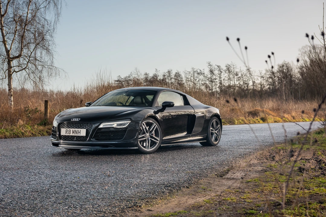 2014 Audi 42 R8 - Image 9 of 31