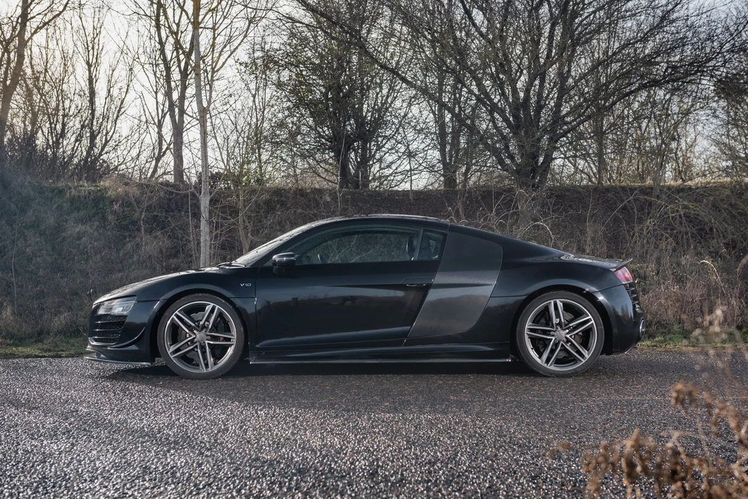 2014 Audi 42 R8 - Image 4 of 31
