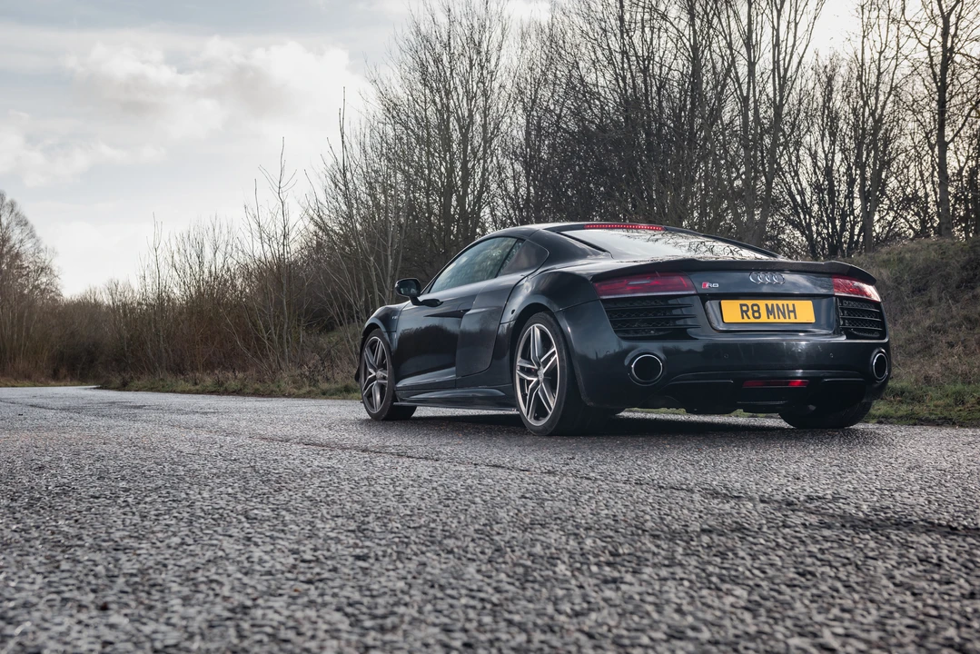 2014 Audi 42 R8 - Image 10 of 31