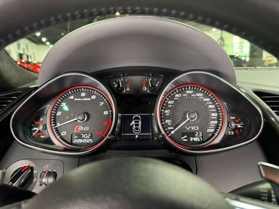 2014 Audi 42 R8 - Image 13 of 21