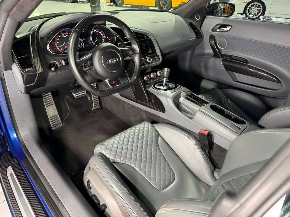 2014 Audi 42 R8 - Image 9 of 21