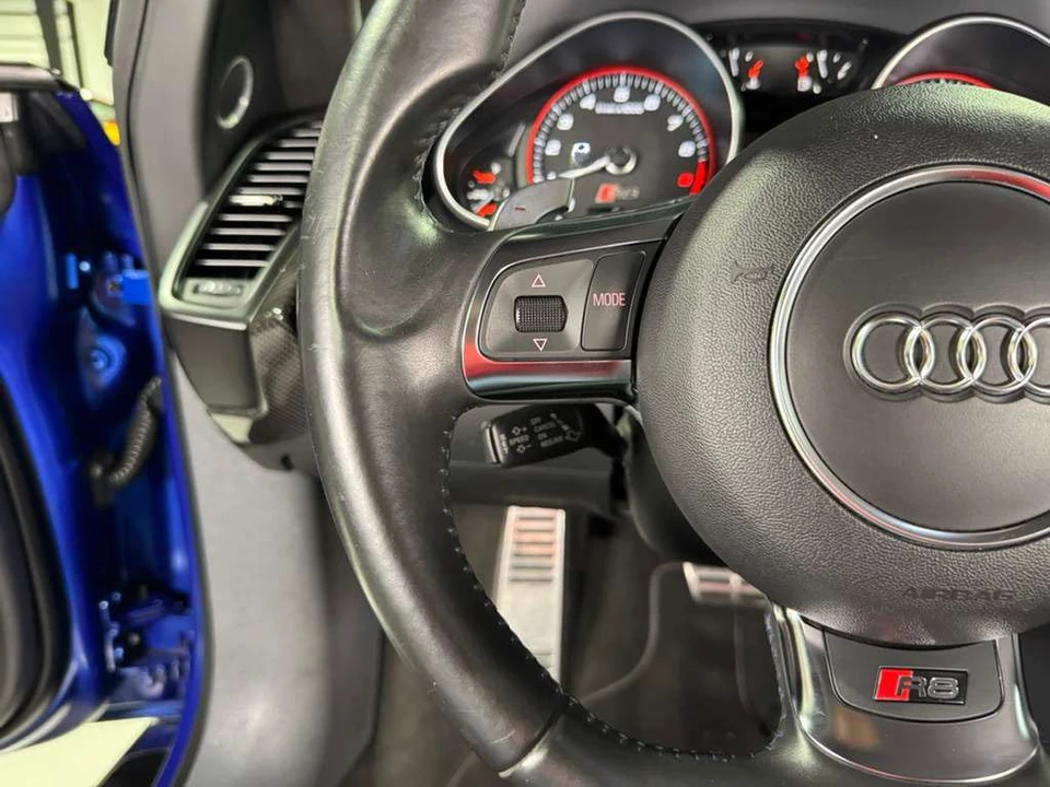 2014 Audi 42 R8 - Image 15 of 21