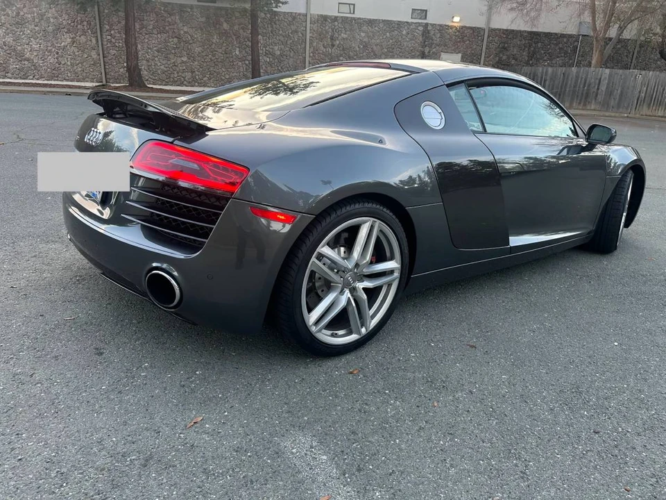 2014 Audi 42 R8 - Image 2 of 13