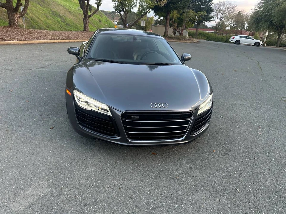 2014 Audi 42 R8 - Image 12 of 13