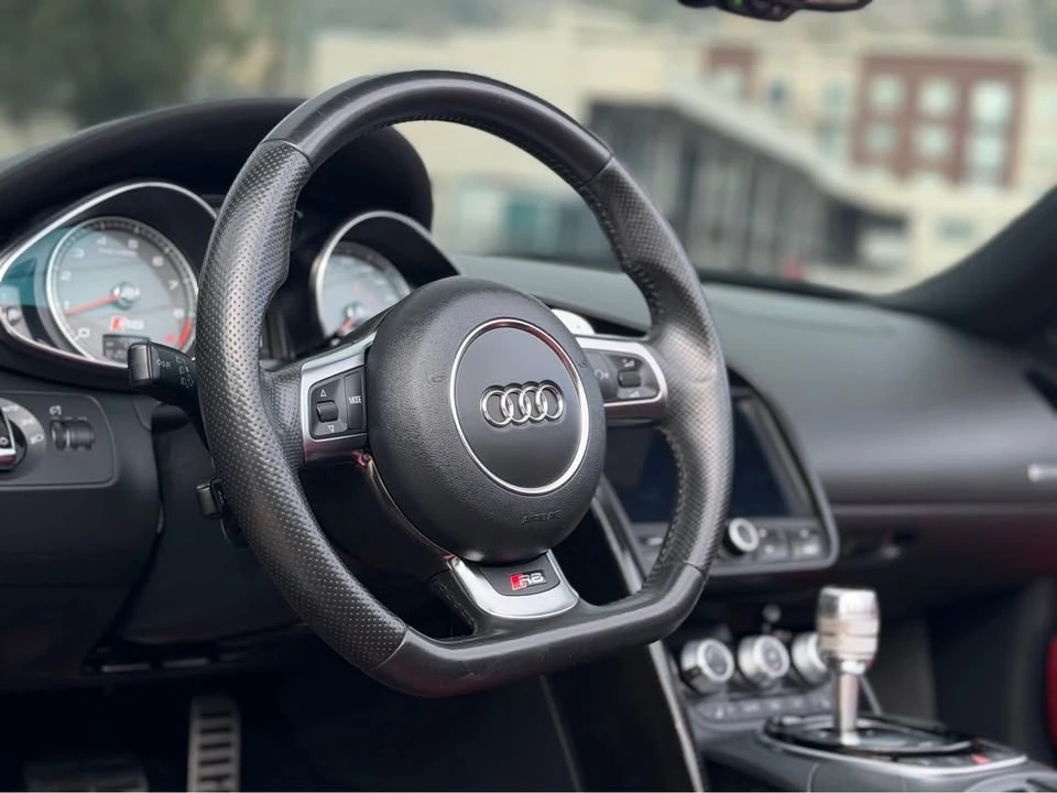 2014 Audi 42 R8 - Image 14 of 16