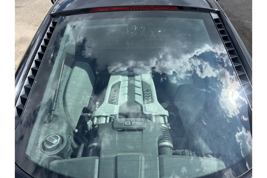 2014 Audi 42 R8 - Image 9 of 22