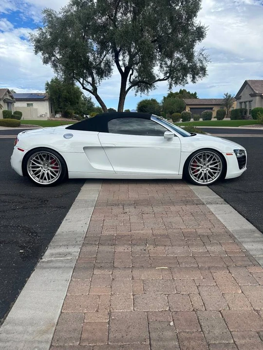 2014 Audi 42 R8 - Image 7 of 13