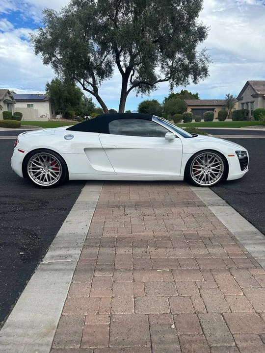 2014 Audi 42 R8 - Image 4 of 11