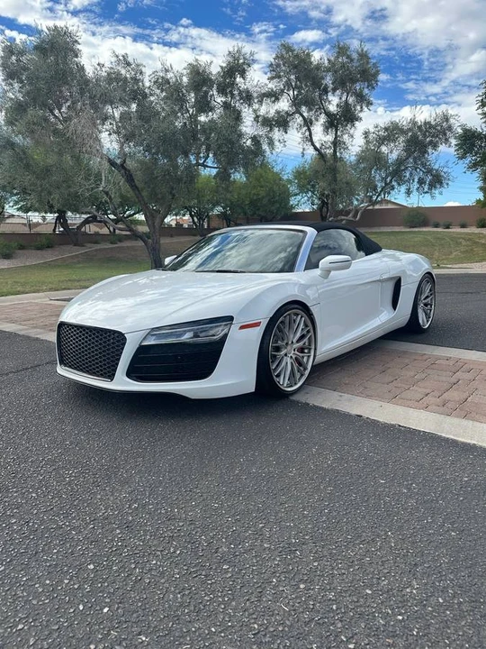 2014 Audi 42 R8 - Image 3 of 11