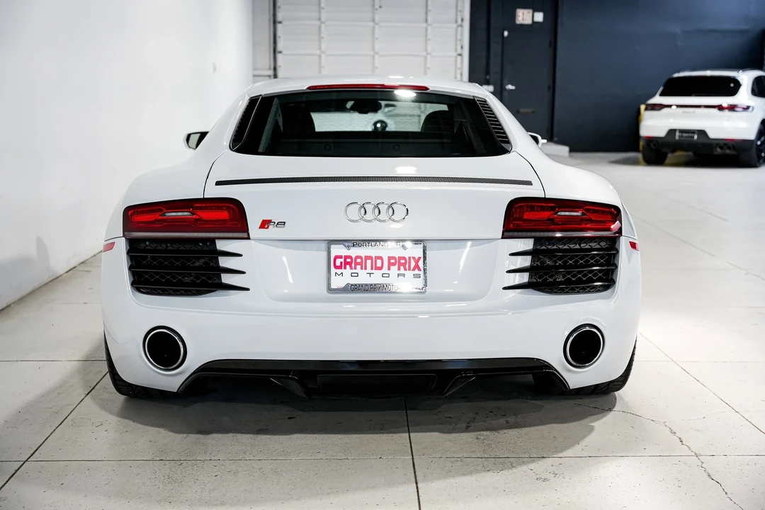 2014 Audi 42 R8 - Image 4 of 12