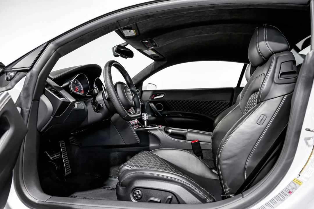 2014 Audi 42 R8 - Image 18 of 21