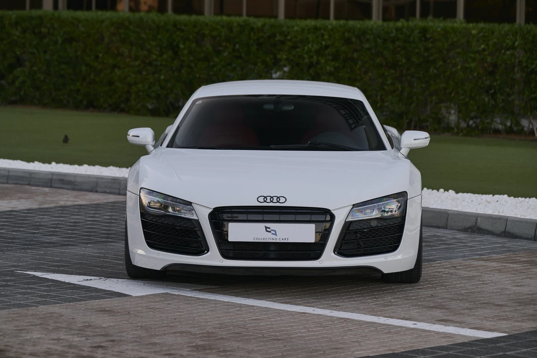 2014 Audi 42 R8 - Image 10 of 31