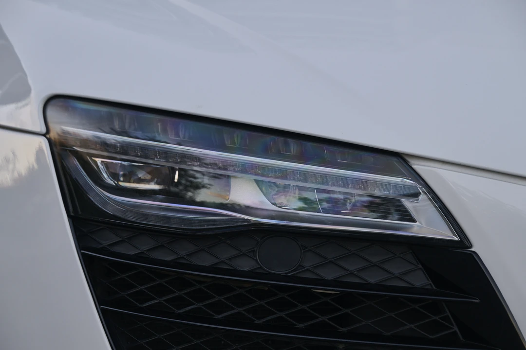 2014 Audi 42 R8 - Image 18 of 31