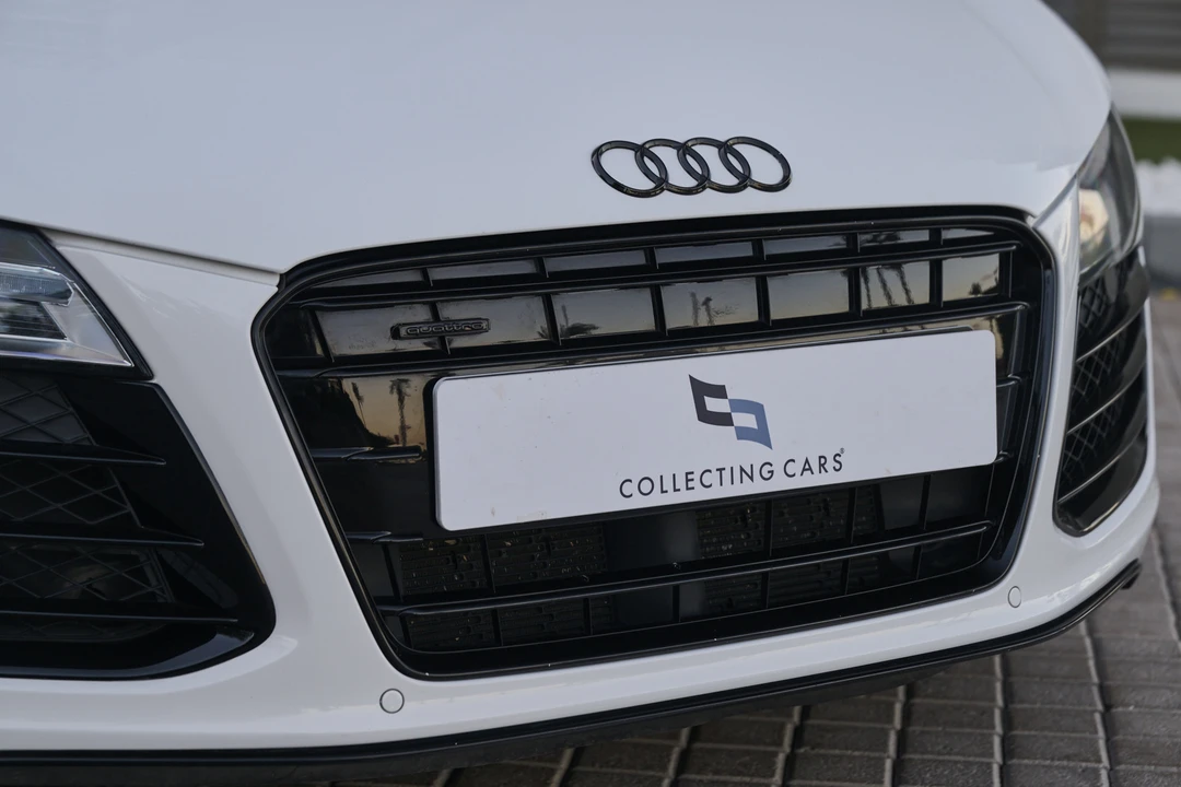 2014 Audi 42 R8 - Image 20 of 31