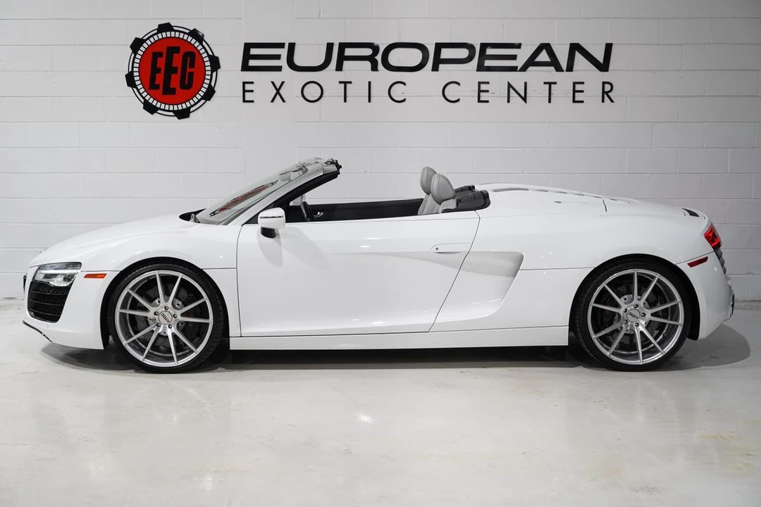 2014 Audi 42 R8 - Image 7 of 21