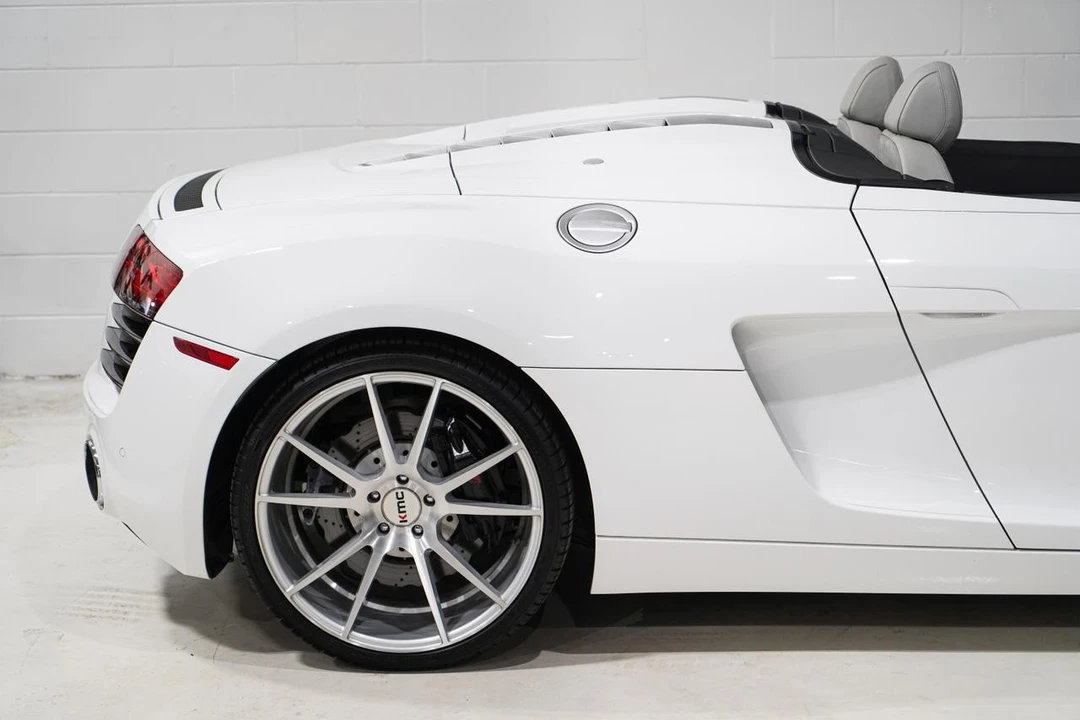 2014 Audi 42 R8 - Image 21 of 21