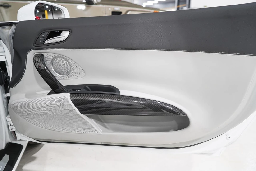 2014 Audi 42 R8 - Image 19 of 21