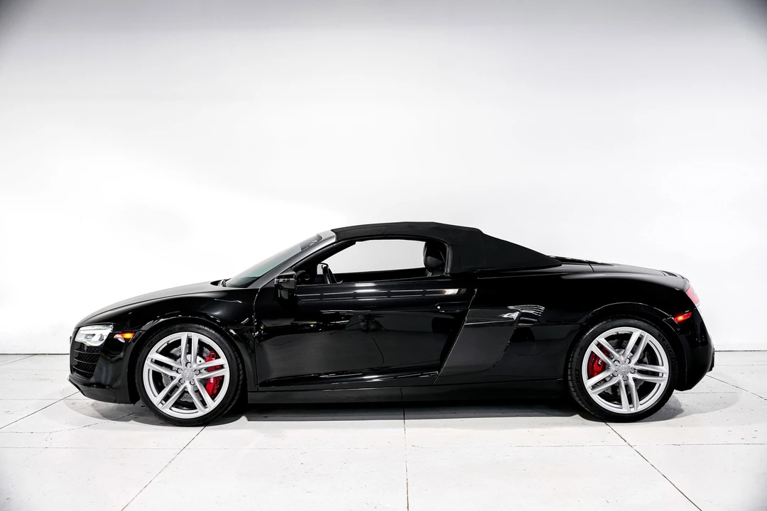 2014 Audi 42 R8 - Image 7 of 21