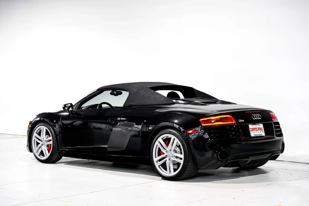 2014 Audi 42 R8 - Image 8 of 12