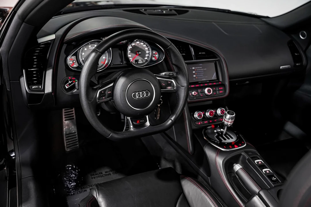 2014 Audi 42 R8 - Image 9 of 12