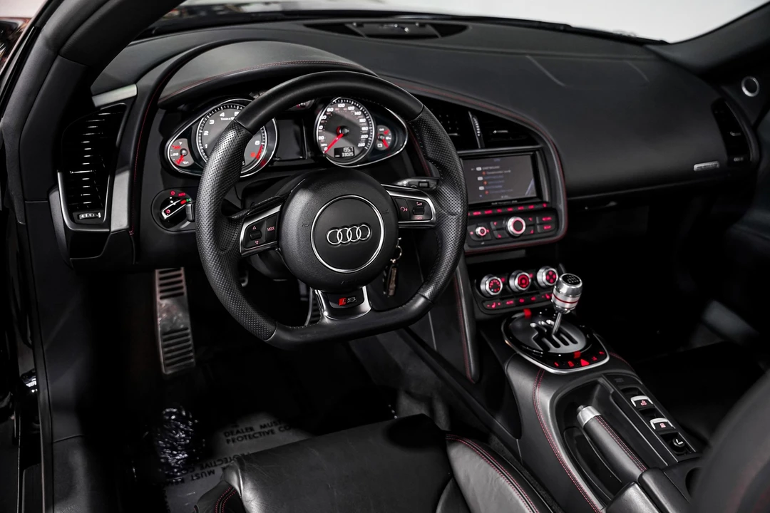 2014 Audi 42 R8 - Image 9 of 12