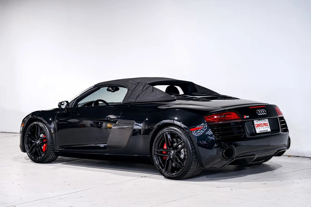 2014 Audi 42 R8 - Image 8 of 21