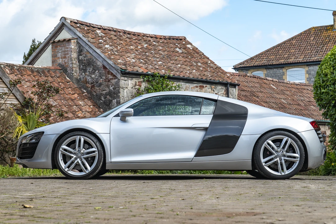 2014 Audi 42 R8 - Image 12 of 31