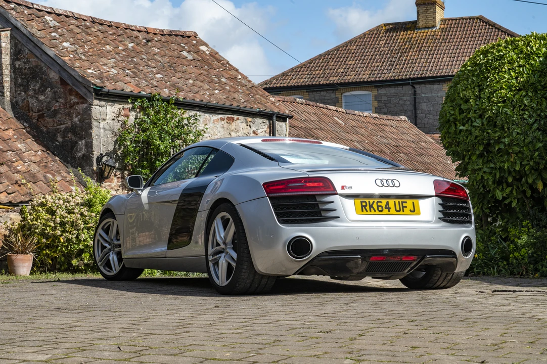2014 Audi 42 R8 - Image 7 of 31
