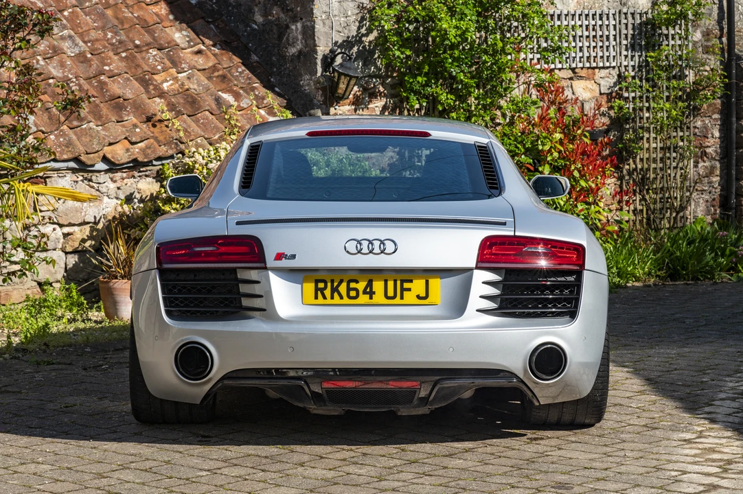 2014 Audi 42 R8 - Image 14 of 31