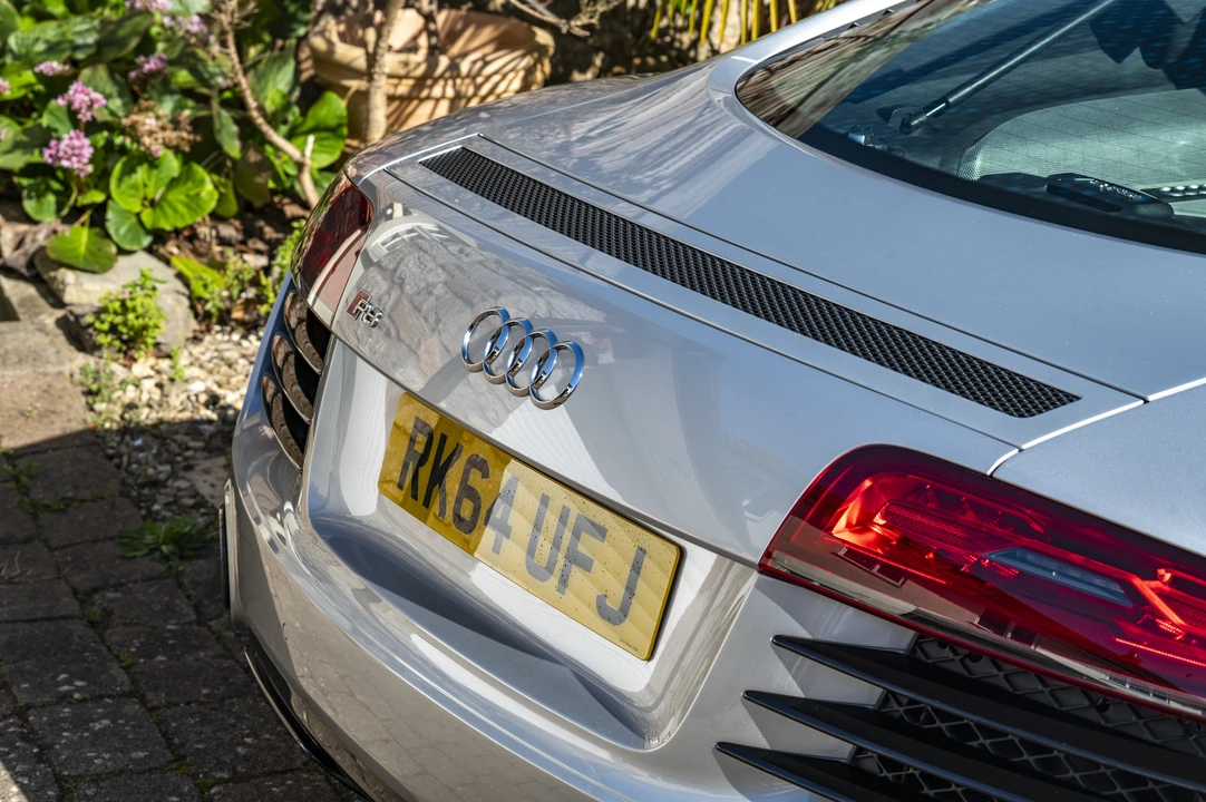2014 Audi 42 R8 - Image 25 of 31