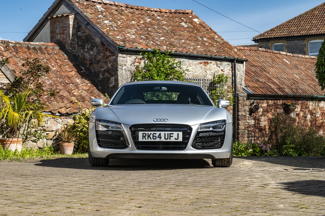 2014 Audi 42 R8 - Image 2 of 31