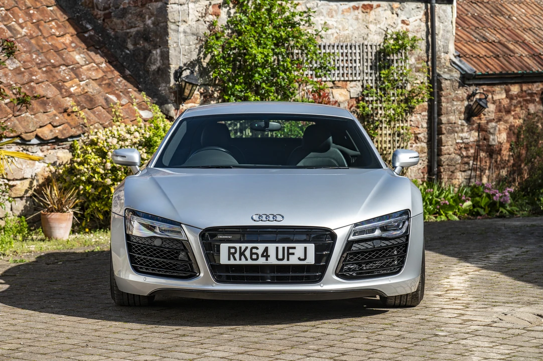 2014 Audi 42 R8 - Image 10 of 31