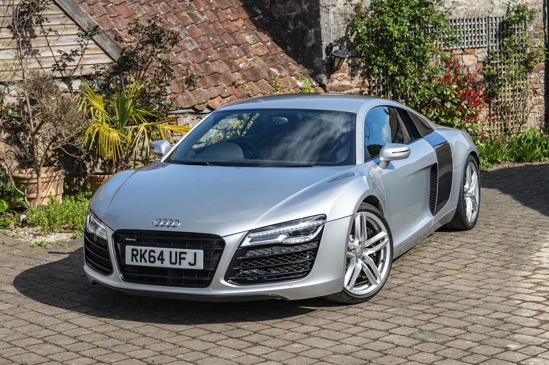 2014 Audi 42 R8 - Image 11 of 31
